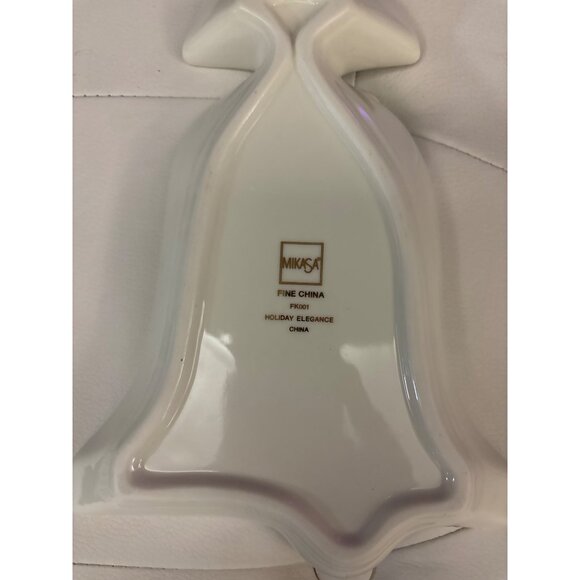 Mikasa Holiday Elegance Fine China Bell-Shaped Tray With Holly & Bow Design - Picture 4 of 8